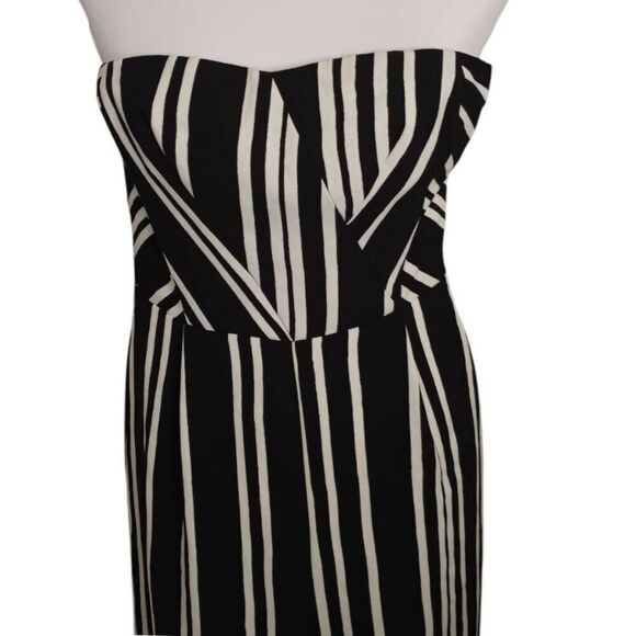 H&M BLACK & WHITE STRAPLESS JUMPSUIT SZ.2 EUC. *BELT NOT INCLUDED. - Picture 4 of 10